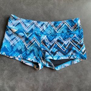 Crossfit blue spandex.